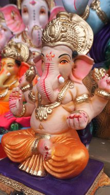 Ganesha Hindu statues selling on Indian market