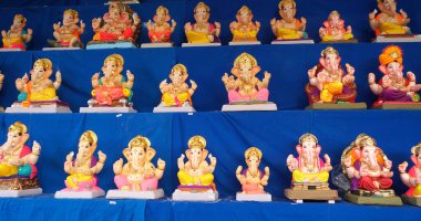 Ganesha Hindu statues selling on Indian market