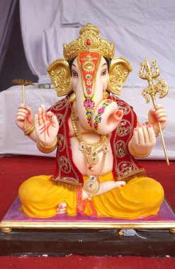 Beautiful Ganesha Hindu statue in India