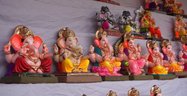 Ganesha Hindu statues selling on Indian market