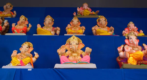 Ganesha Hindu Statues Selling Indian Market — Fotografia de Stock