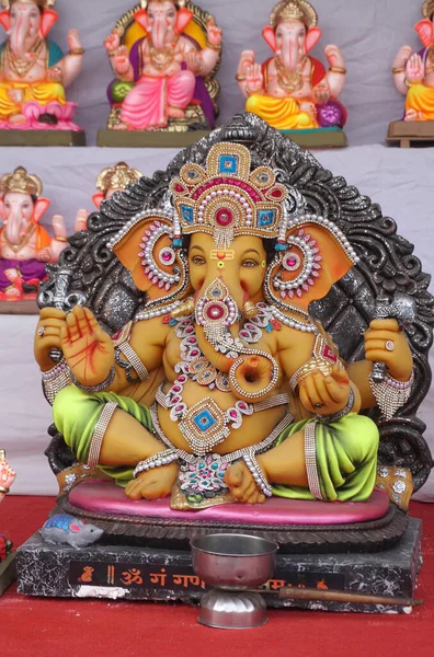 Ganesha Hindu Statues Selling Indian Market — Photo