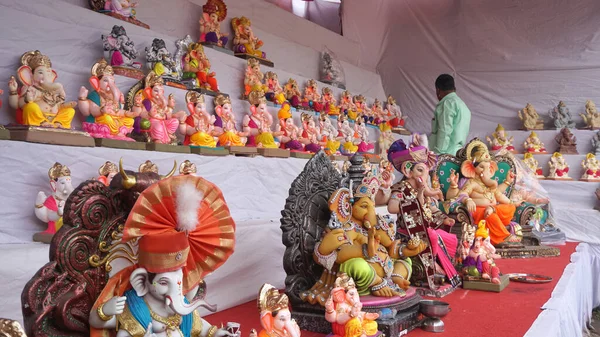 Ganesha Hindu Statues Selling Indian Market — Fotografia de Stock