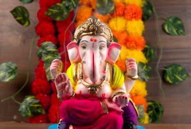 Dumanlı Ganesha Hindu heykeli