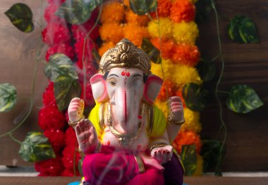 Ganesha Hindu statue in India