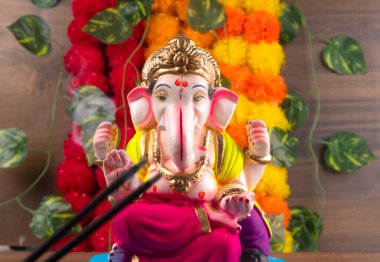 Ganesha Hindu statue in India