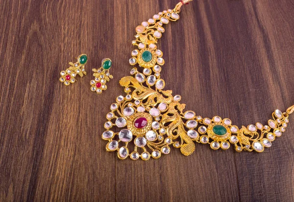 Beautiful Jewelry Necklace Earrings Precious Stones — Stock Photo, Image