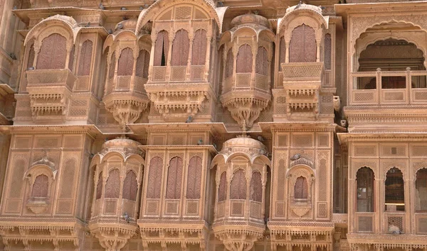 Detalles Hermosos Edificios Del Patrimonio Rajastán Hechos Piedra Caliza Amarilla —  Fotos de Stock