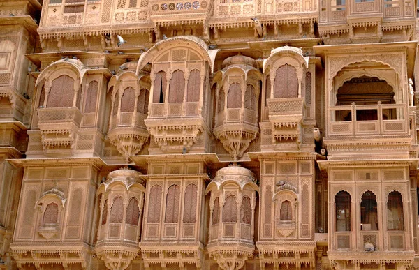 Podrobnosti Krásných Památkových Stavbách Rajasthan Žlutého Vápence — Stock fotografie