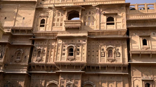 Podrobnosti Krásných Památkových Stavbách Rajasthan Žlutého Vápence — Stock fotografie