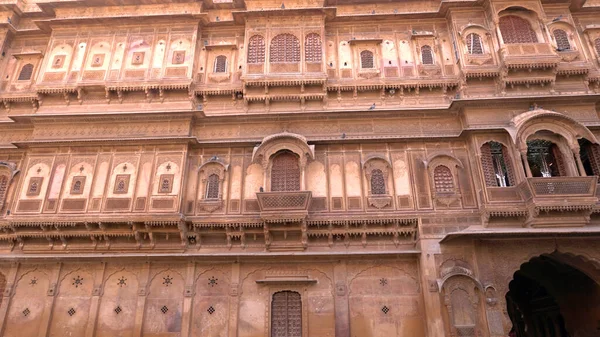 Podrobnosti Krásných Památkových Stavbách Rajasthan Žlutého Vápence — Stock fotografie