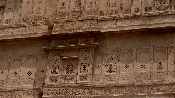 Деталі Красивих Будинків Раджастханської Спадщини Зроблених Жовтого Вапняку — стокове фото