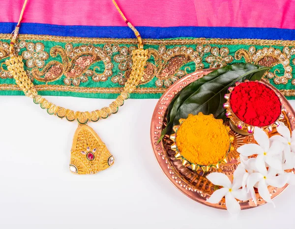 Mangalsutra Eller Golden Necklace Som Skal Bæres Gifte Hindu Kvinner – stockfoto