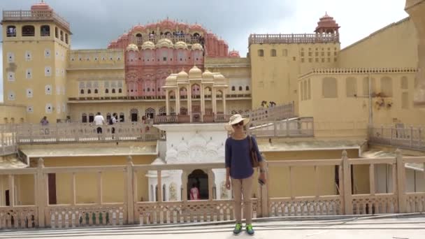 Zwiedzających Jednej Głównych Atrakcji Turystycznych Indiach — Wideo stockowe