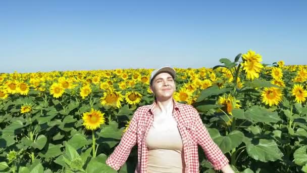 Cheerful Young Adult Female Farmer Rejoicing Morning Warm Sun Standing — ストック動画