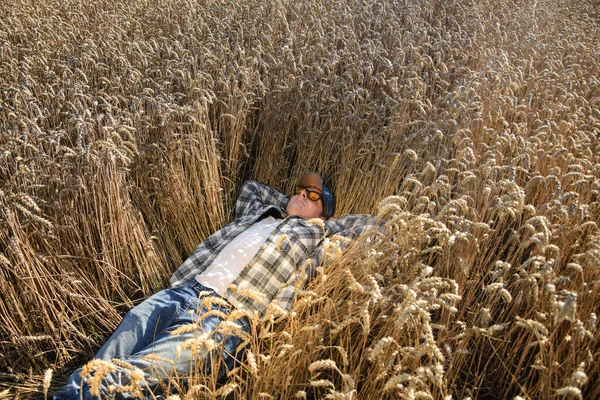 Young Adult Farmer Relaxing Agricultural Grain Field Sunny Day Male Royalty Free Stock Obrázky