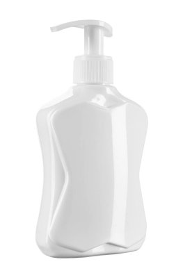 Beyaz zemin üzerinde sıvı sabun bulunan plastik şişe. Sıvı sabun makinesi. Dosya kırpma yolu içeriyor.