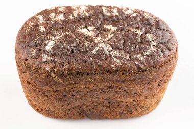 beyaz zemin üzerine taze pişmiş ekmek.