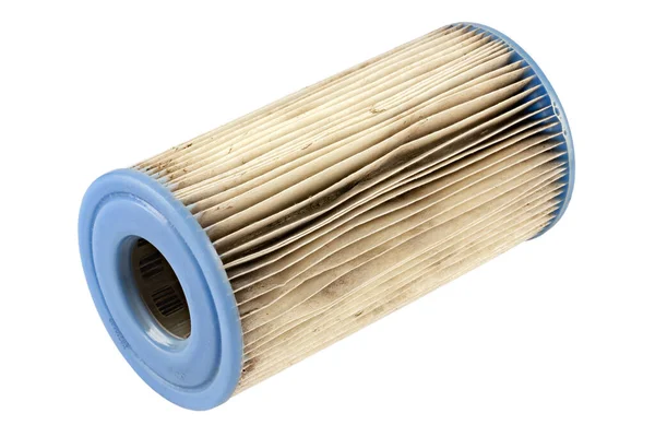 Pompa için kirli filtre beyaz arkaplanda izole edildi. Havuz pompası servisi. Dosya kırpma yolu içeriyor.