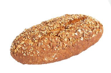 Beyaz arka planda izole edilmiş taze pişmiş ekmek. Keten ve ayçekirdeği serpiştirilmiş ekmek. Paketleme tasarımı elementi. Dosya kırpma yolu içeriyor.