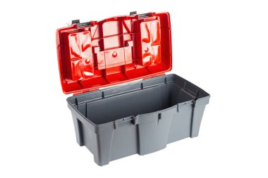 Kırmızı kapaklı plastik alet kutusu beyaz arka planda izole edilmiş. Dosya kırpma yolu içeriyor.