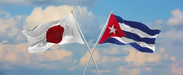 Drapeaux Japon Cuba Agitant Dans Vent Sur Les Mâts Drapeau — Photo