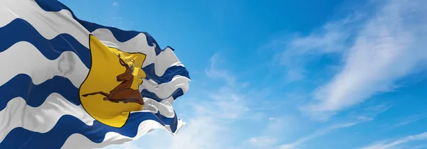 Флаг Графства Хартфордшир Великобритания Облачном Фоне Неба Закате Панорамный Вид — стоковое фото