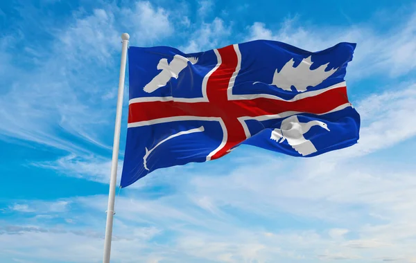 Bandeira Aldeia Wroxton Fundo Céu Nublado Pôr Sol Vista Panorâmica — Fotografia de Stock