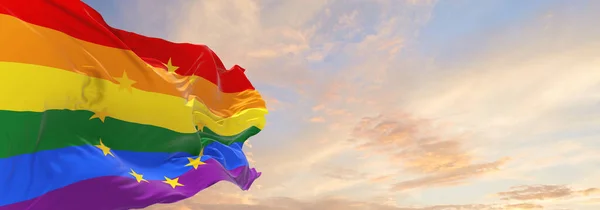 Europa Arco Iris Orgullo Gay Bandera Ondeando Viento Cielo Nublado —  Fotos de Stock