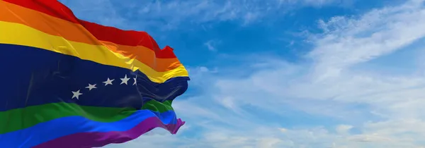 Venezuelas Flagga Gay Pride Viftar Vinden Molnig Himmel Frihet Och — Stockfoto