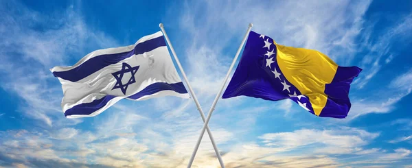 Перетнув Національні Прапори Ізраїлю Боснії Герцеговини Махаючи Вітром Хмарному Небі — стокове фото