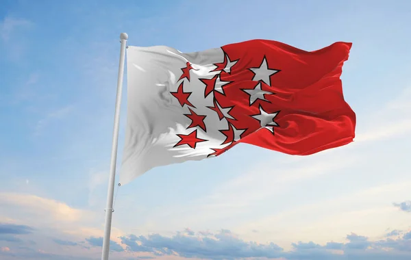 Zászló Canton Valais Svájc Felhős Égbolt Háttér Naplemente Panorámás Kilátás — Stock Fotó