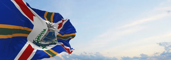巴西瓦拉迪勒斯总督的旗帜 日落时分 天空乌云密布 全景尽收眼底 巴西旅游和爱国心的概念 为宽横幅复制空间 3D说明 — 图库照片