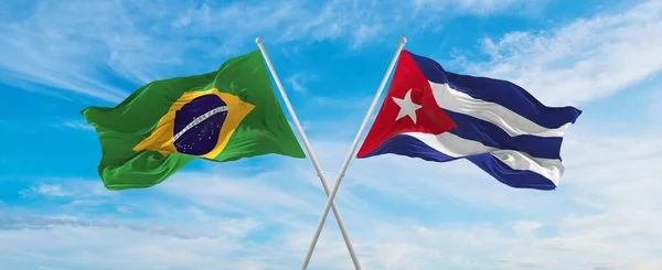 Διέσχισε Εθνικές Σημαίες Της Βραζιλίας Και Της Κούβας Σημαία Κυματίζει — Φωτογραφία Αρχείου