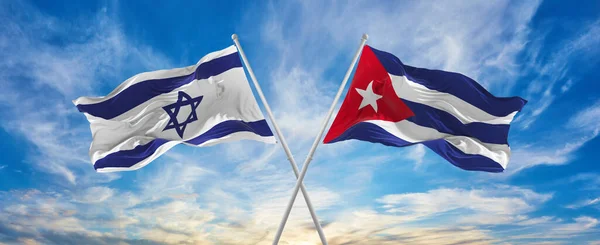 Croisé Drapeaux Nationaux Israël Cuba Drapeau Agitant Dans Vent Ciel — Photo