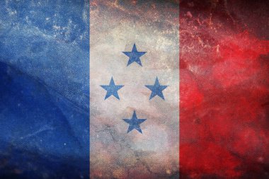 Marque VAE, Fransa 'nın grunge desenli retrobayrağının üst görüntüsü. Fransız vatansever ve seyahat konsepti. Bayrak direği yok. Uçak tasarımı, tasarım. Bayrak arkaplanı