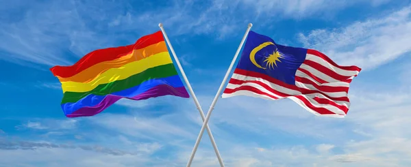 Přepluly Vlajky Igbtu Malajsie Vlnící Větru Zamračenou Oblohu Koncept Svobody — Stock fotografie