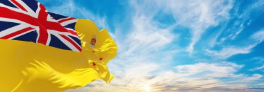 Victoria Valisi 'nin bayrağı, Avustralya' nın bulutlu arka planında günbatımında panoramik manzara. Avustralya seyahati ve vatanseverlik kavramı. Geniş afiş afiş için boşluk kopyala