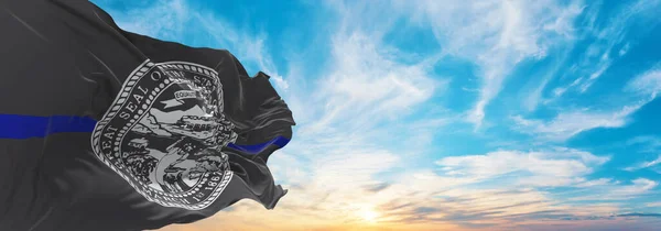Голубая Линия Флага Штата Небраска Сша Облачном Фоне Неба Закате — стоковое фото