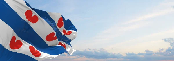 Bandera Frisia Países Bajos Fondo Cielo Nublado Puesta Del Sol —  Fotos de Stock