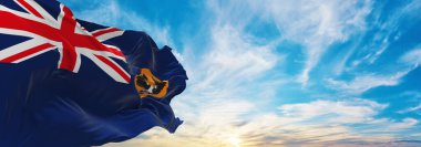 Güney Avustralya bayrağı, Avustralya, bulutlu gökyüzü arkaplanı günbatımında, panoramik manzara. Avustralya seyahati ve vatanseverlik kavramı. Geniş afiş afiş için boşluk kopyala