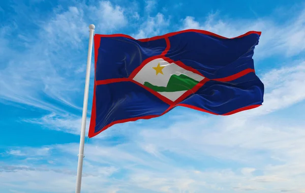 Vlajka Sint Eustatius Nizozemsko Oblačném Pozadí Oblohy Při Západu Slunce — Stock fotografie