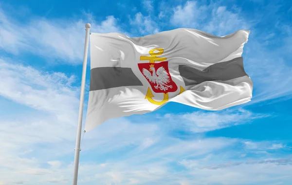 Zászló Pilot Hajó Szolgáltatás Szürke Lengyelország Felhős Háttér Naplementekor Panorámás — Stock Fotó