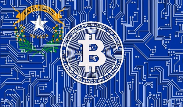 Nevada Eyaleti Bayrağı Bitcoin Birleşik Devre Kurulu Modeli Bitcoin Stok — Stok fotoğraf