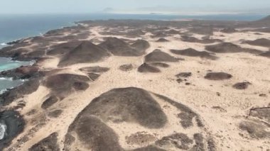 İspanya, Fuerteventura 'daki Lobos Adası bir İHA' dan çekildi.
