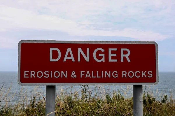 Erosion Falling Rocks Danger Warning Signboard Coastal Location — Stock Fotó