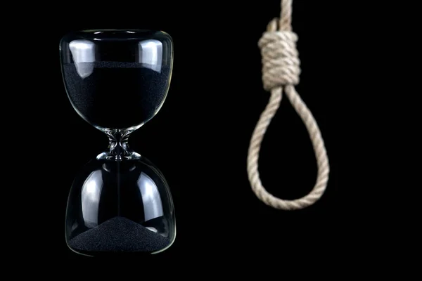 Hourglass Timer Out Focus Hangmans Rope Noose — Stockfoto