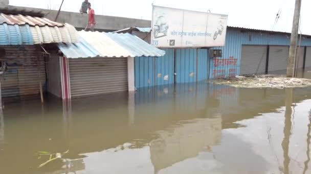 Kolhapur India Juli 2021 Zicht Overstroomde Woonwijk Ichalkaranji Zware Moessonregens — Stockvideo