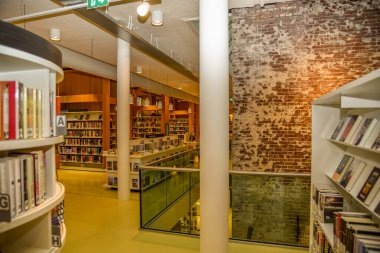 Den Helder, Hollanda, Nisan 2022. Den Helder 'in yenilenmiş kütüphanesi. Yüksek kalite fotoğraf