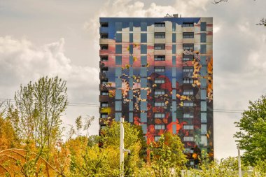 Almere, Hollanda, Mayıs 2022. Floriade Expo 2022, Almere 'deki konut kulesi. Yüksek kalite fotoğraf